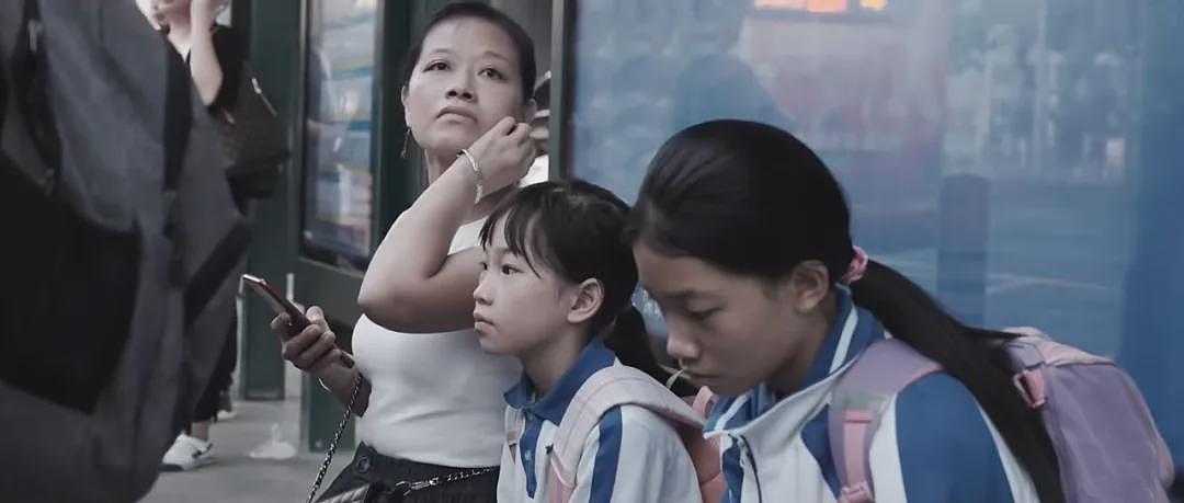 女诗人邬霞：没钱快把我逼疯了（组图） - 32