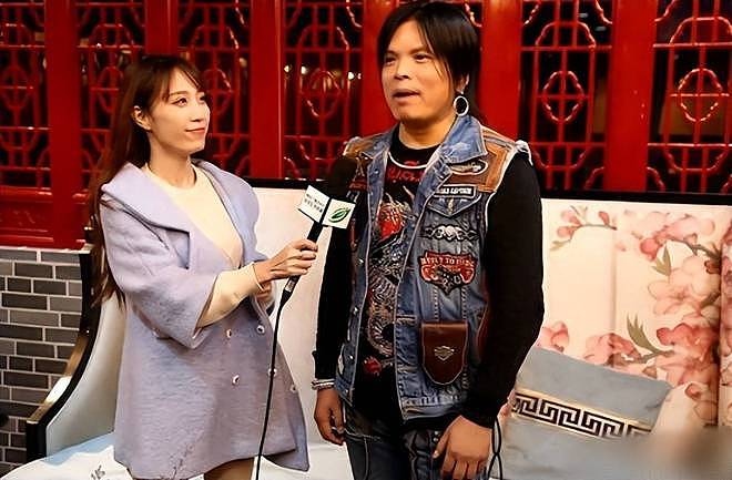 负债百万、露宿街头、装疯卖傻,星光大道草根歌手现状太落魄(组图) - 18