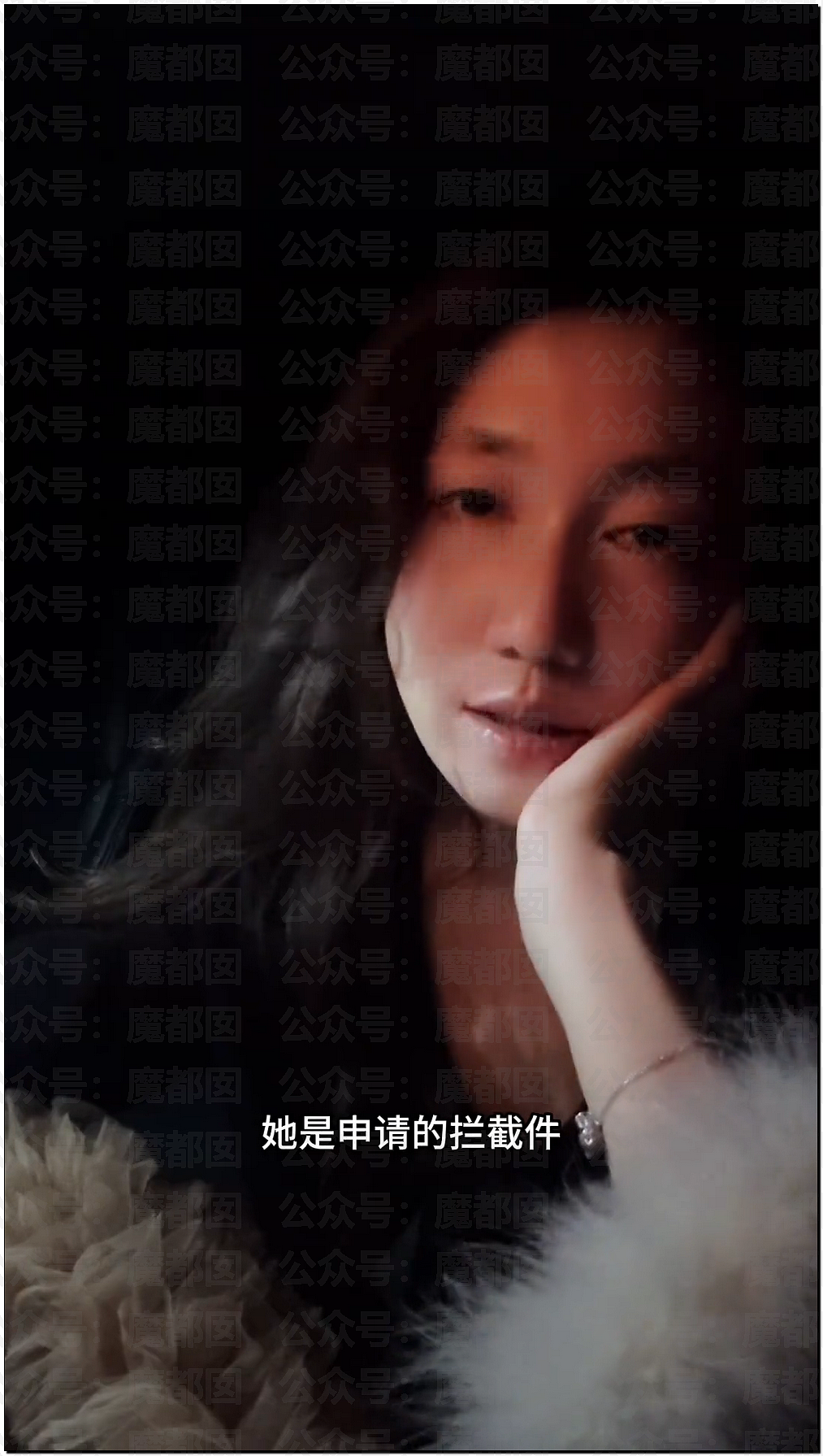 孱弱无力？身高1米8女记者骑新国标电动车出地库全靠大长腿脚蹬（组图） - 6
