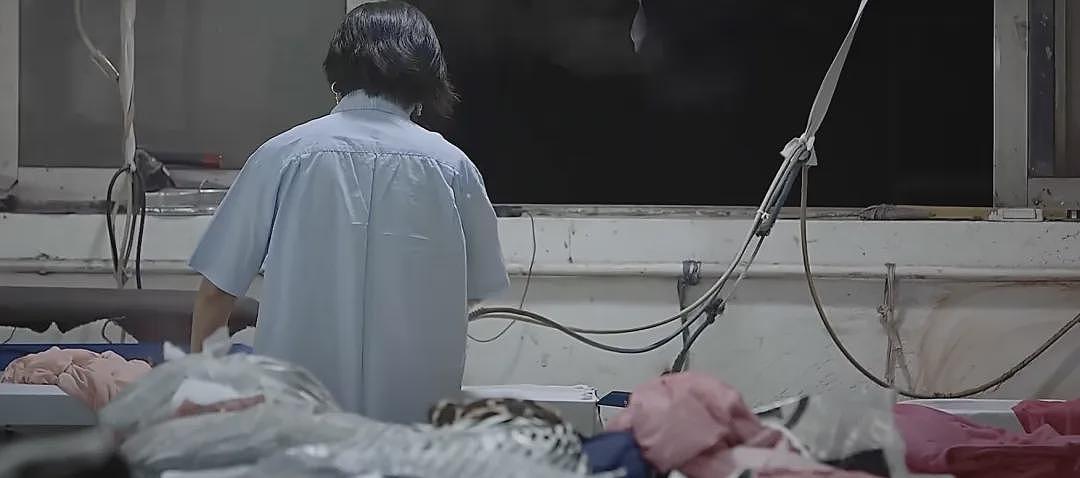 女诗人邬霞：没钱快把我逼疯了（组图） - 12