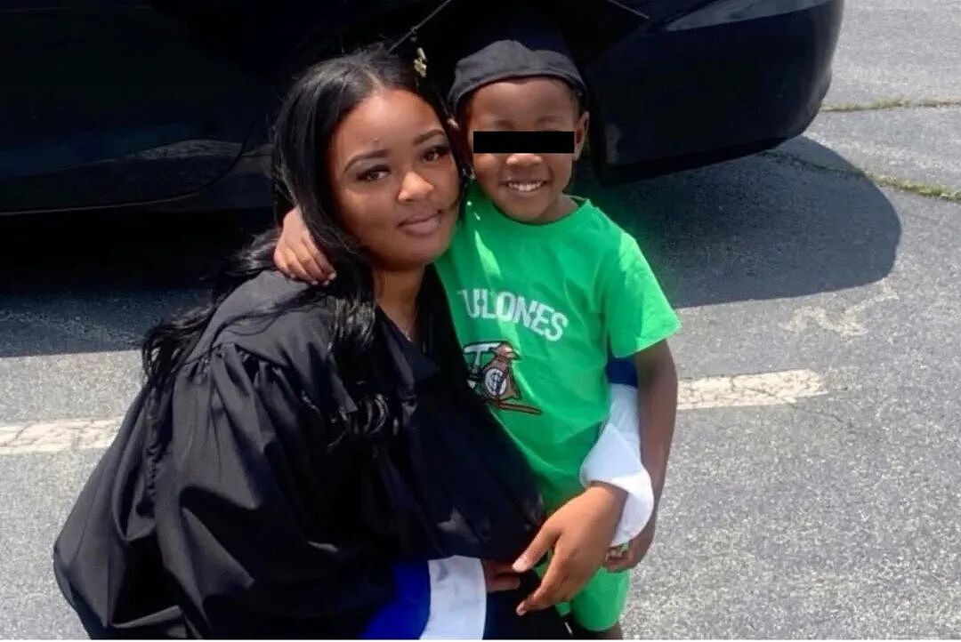 美国脑死亡孕妇被强行续命?等生下孩子才可以安息?(组图) - 20