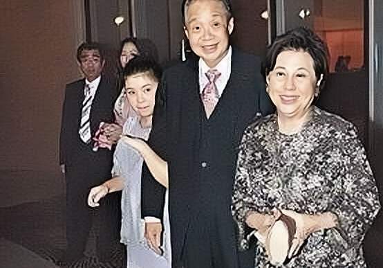 突传死讯!香港知名富商离世终年96岁,二儿子在睡梦中不幸猝死(组图) - 5