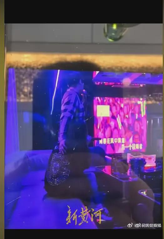 50万宴请却被“丢标”，国企高管KTV异性陪伴被曝光，茅台摆满一桌（组图） - 6