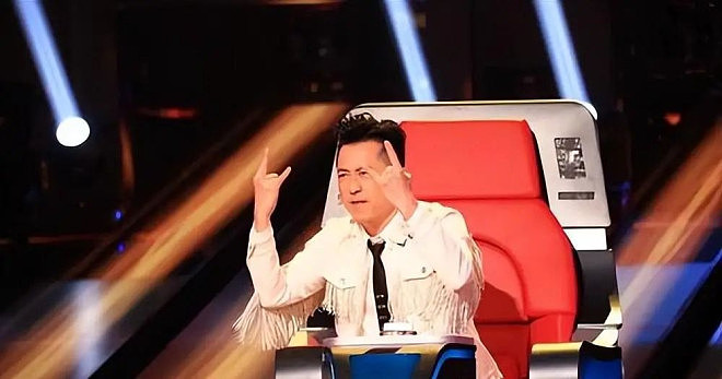曾是上海知名主持人，离开上海台后成百亿总裁（组图） - 12