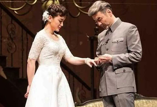 曾是上海知名主持人，离开上海台后成百亿总裁（组图） - 23