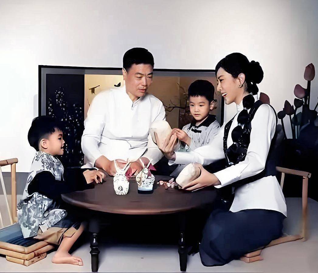 李思思离开央视两年!她不再失眠,热衷直播带货(组图) - 11