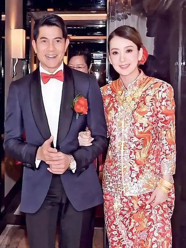 嫁天王被骂“捞女”，婚礼被嘲寒酸，方媛用8年婚姻打了多少人的脸？（组图） - 22