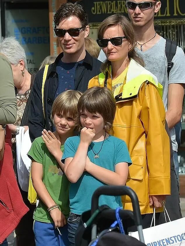 娱乐圈第一“斯文败类”秀恩爱，虐哭千万网友：这样的老婆，你哪里找的（组图） - 27