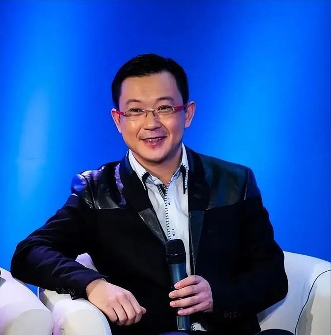 曾是上海知名主持人，离开上海台后成百亿总裁（组图） - 2