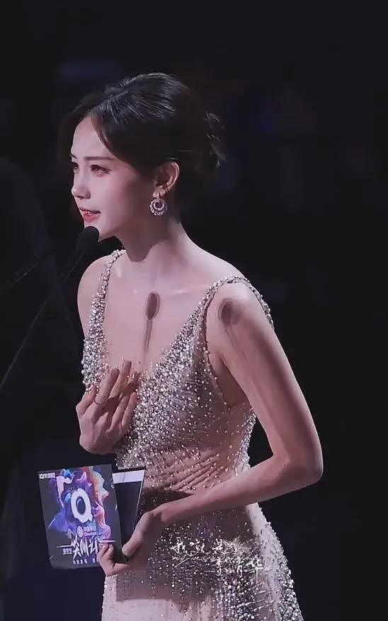 尖叫之夜双主桌，“万年老二”李一桐与白鹿比肩，宋祖儿或接棒杨幂（组图） - 16