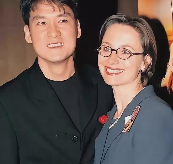 周华健带洋媳妇回潮汕老家，网友误认为母子（组图） - 6