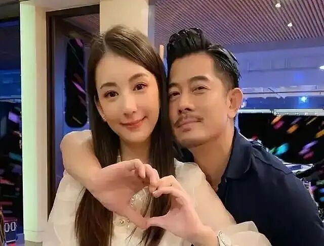 嫁天王被骂“捞女”，婚礼被嘲寒酸，方媛用8年婚姻打了多少人的脸？（组图） - 23