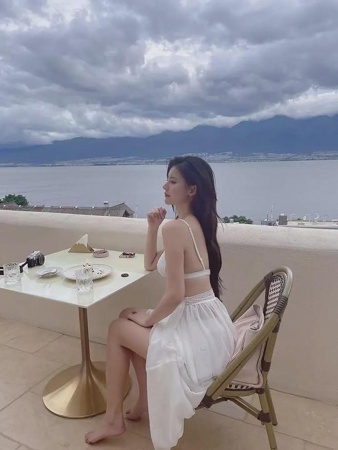 【美女】国产女模特172高挑身材，火辣身姿，尺度大（组图） - 7