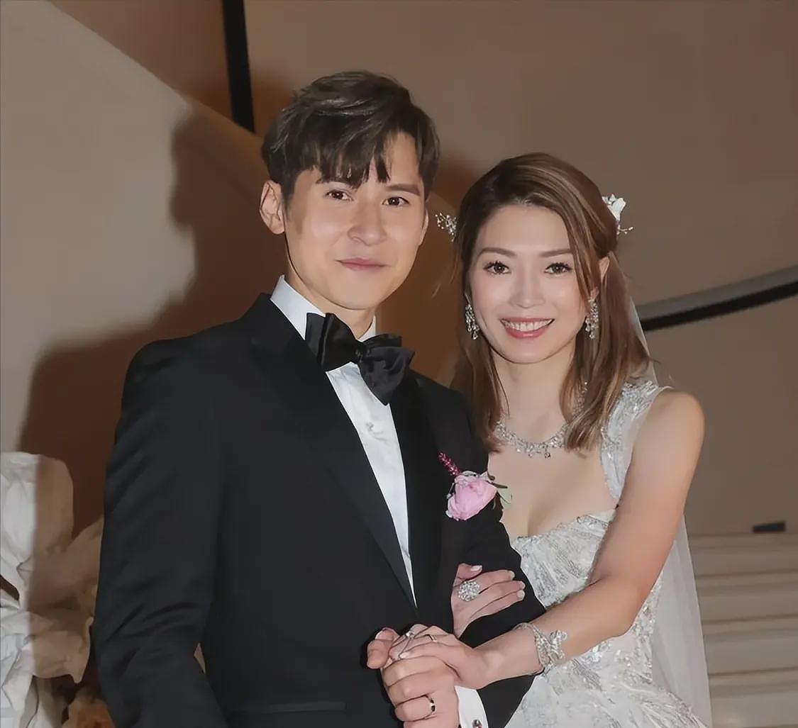 4年交往19位男友，声名狼藉的连诗雅如今结婚生子，转型贤妻良母（组图） - 19