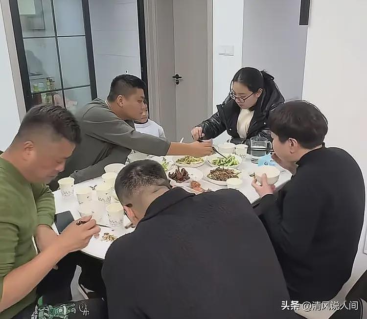 南京双胞胎兄弟认亲10天反目!弟弟做法令人作呕!哥哥曝更多内幕(组图) - 10