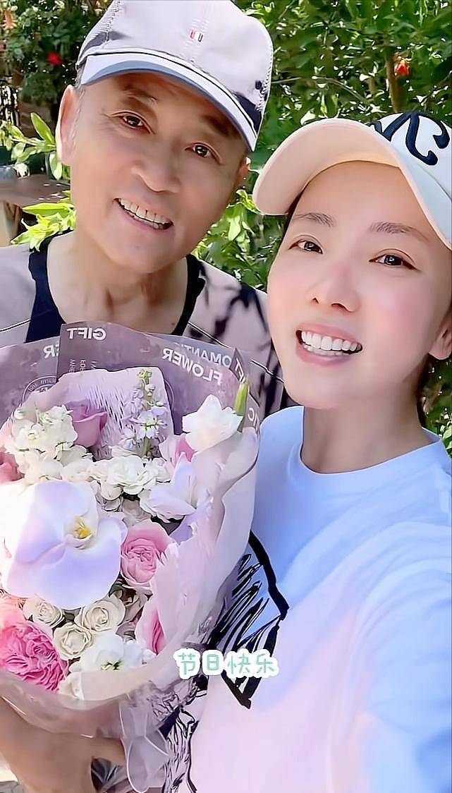 李思思离开央视两年!她不再失眠,热衷直播带货(组图) - 13