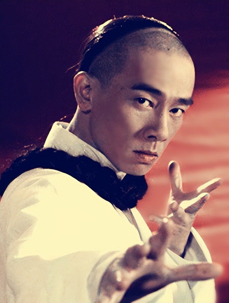 从“备胎歌王”到人生赢家，陈小春如何将一手烂牌打成王炸？（组图） - 25