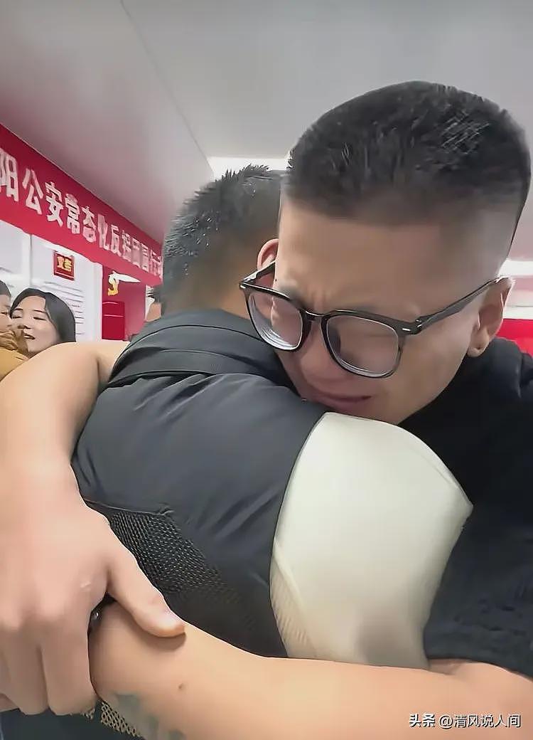 南京双胞胎兄弟认亲10天反目!弟弟做法令人作呕!哥哥曝更多内幕(组图) - 2