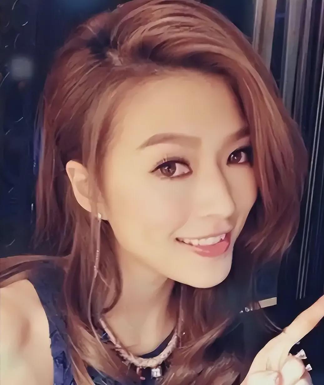 4年交往19位男友，声名狼藉的连诗雅如今结婚生子，转型贤妻良母（组图） - 18