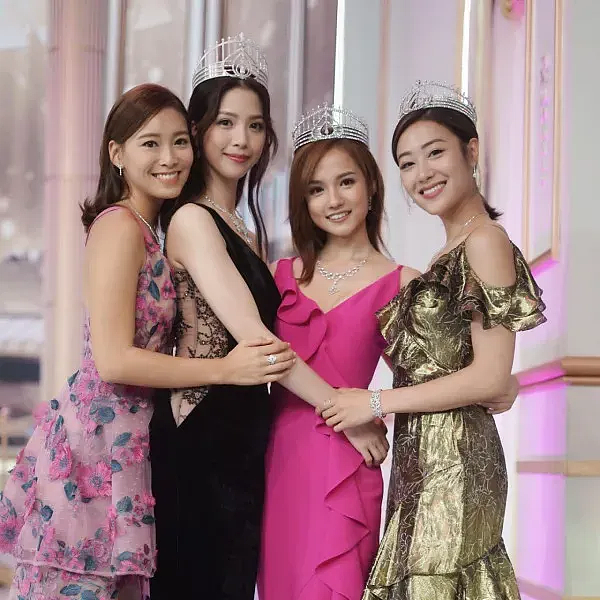 恭喜！31岁前港姐季军宣布诞下女儿，入行两年仅拍过一部剧即离巢（组图） - 17