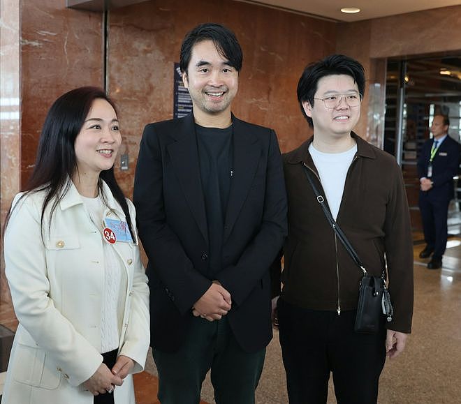61岁李泽钜罕见现身,被问卖港口风波,他和李嘉诚一样礼貌拒回应(组图) - 7