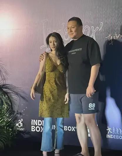 李嘉格官宣“姐弟恋”后续，前夫深夜发文已破防，评论区一片嘲讽（组图） - 5