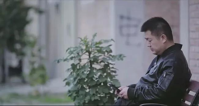 【情感】电影《向光花盛开》引发热议！那个7年前卧底“约死群”的父亲，早已揭开了残酷的真相（组图） - 1