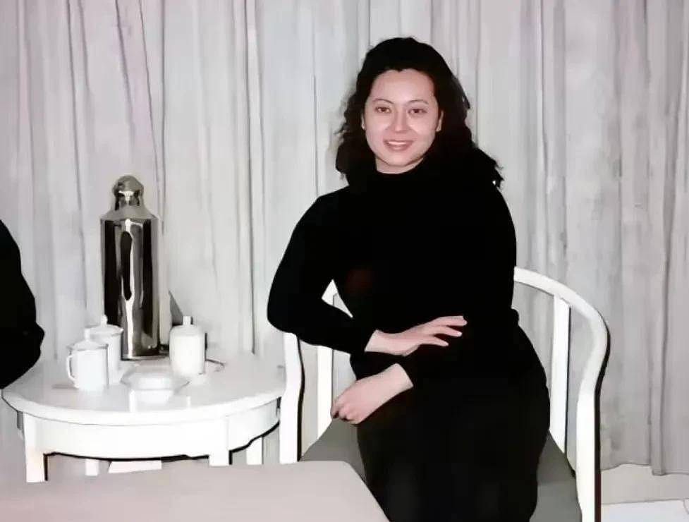 唐国强和前妻旧照，女儿很可爱，孙涛笑得很开心（组图） - 18