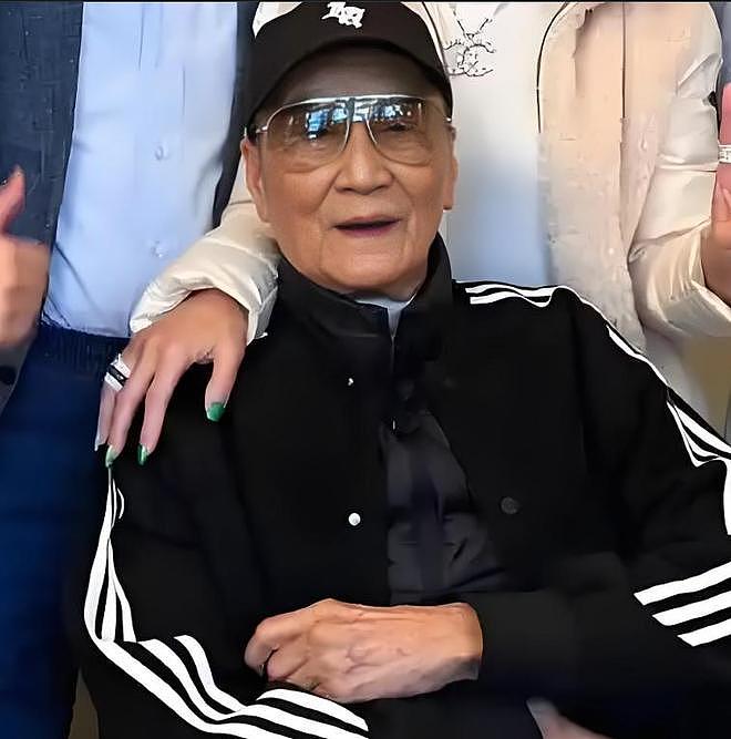庭审对峙!张柏芝被干爹追讨1200万,谢霆锋划清界限,谢贤急了(组图) - 33