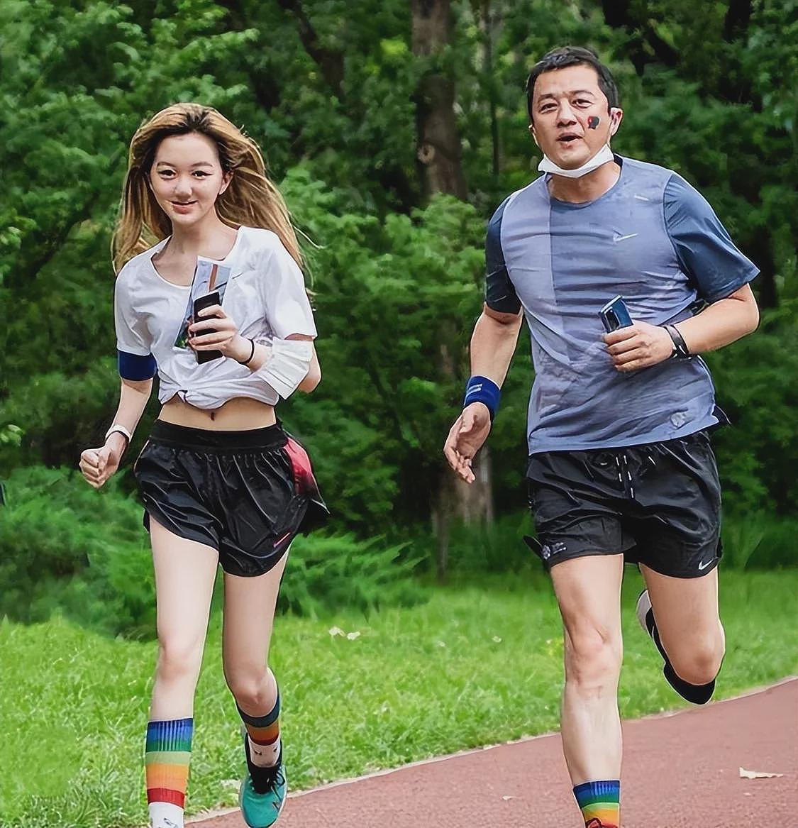 谢霆锋没想到，离婚12年李亚鹏公开晒王菲照片，有一件事他真做对了（组图） - 30