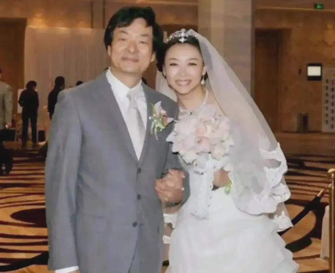 星三代来了！72岁濮存昕宣传外孙女新剧，长相引争议：内娱完了（组图） - 11