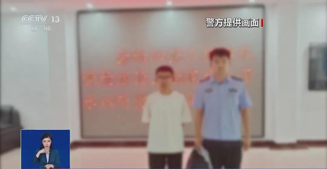 女主播悬赏20万找救命恩人被拘:连续发布“拜访恩人母校”、“感谢恩人家人”等11条曲折剧情(视频/组图) - 14