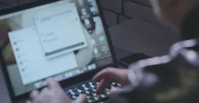 【情感】电影《向光花盛开》引发热议！那个7年前卧底“约死群”的父亲，早已揭开了残酷的真相（组图） - 6