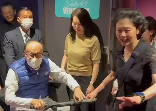 61岁李泽钜罕见现身,被问卖港口风波,他和李嘉诚一样礼貌拒回应(组图) - 8