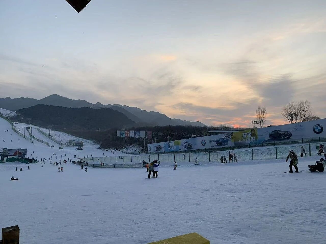 “穷滑”的年轻人，打败昂贵的雪（组图） - 18