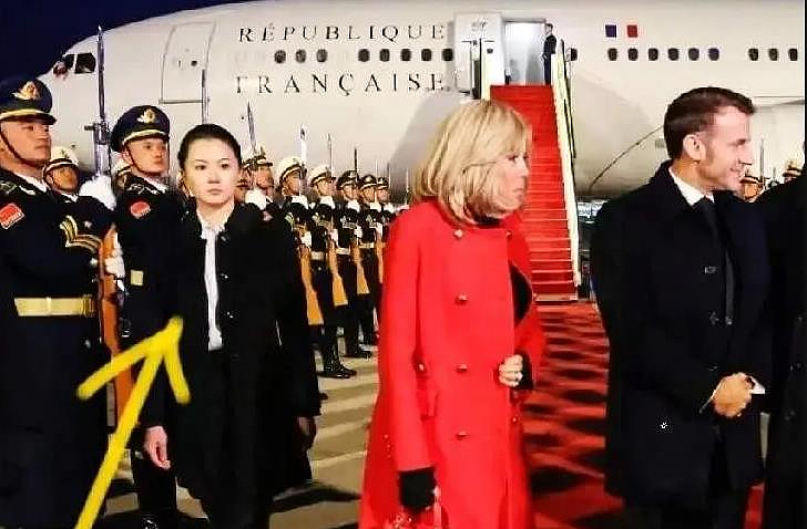 中国“最美女保镖”现身，保护第一夫人，网友炸锅（视频/组图） - 1