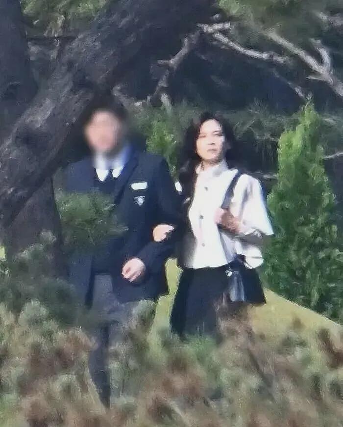 韩国第一白富美近况曝光！儿子高考仅错一题，三星家族总算来个靠谱的...（组图） - 11