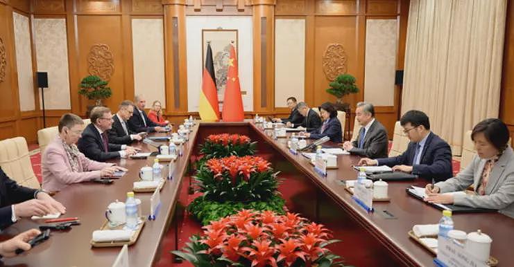 大陆热帖：德国外长来了，3个戏剧性细节（组图） - 3