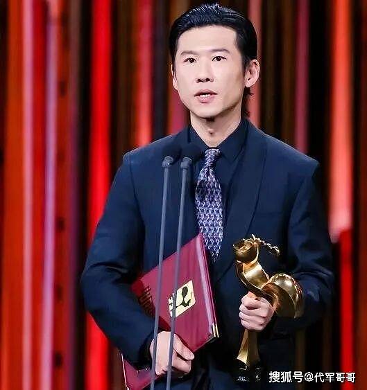 濮存昕宣传外孙女新剧，长相引争议：内娱完了（组图） - 11