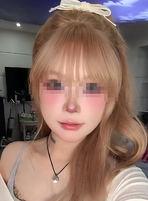 女网红晒豪宅曝一年电费40万，惊动电力局后底细被扒她老公职业值得细品…（组图） - 18