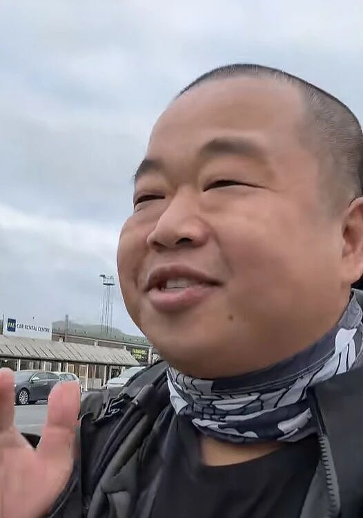 上热搜了！千万粉丝网红蓝战非在南非被持刀绑架，损失上千万！绑匪提前买通所有人令人恐惧（组图） - 6
