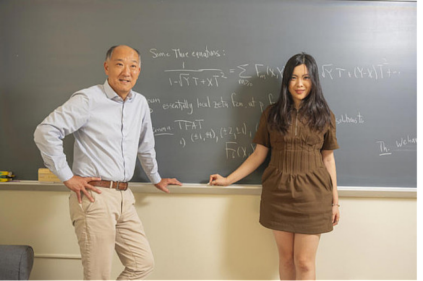 这个00后女孩的AI公司太厉害了!吸引57岁数学泰斗给24岁的学生打工(组图) - 1