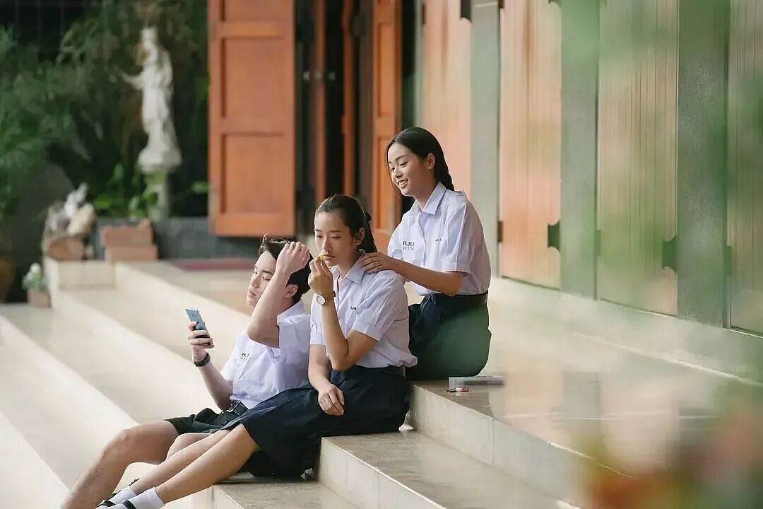 靠“邪修”上岸海外名校后,孩子退学了...失败的种子早已埋下!(组图) - 3