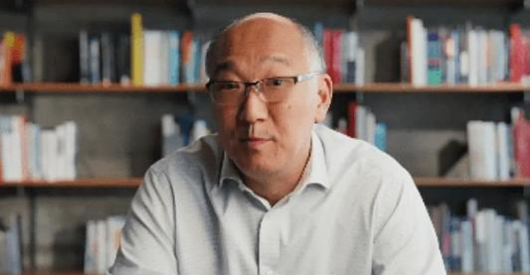 这个00后女孩的AI公司太厉害了!吸引57岁数学泰斗给24岁的学生打工(组图) - 2