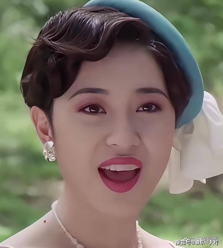 落地凤凰不如鸡!陈法蓉蔡少芬近照流出,个矮脸肿老到认不出(组图) - 8