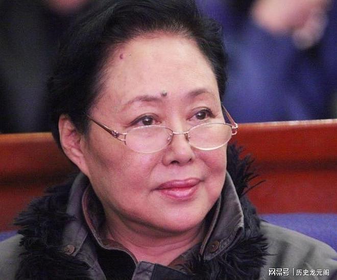 斯琴高娃三婚后，和记者坦言：我离过两次婚，但那是怎样的婚姻啊（组图） - 1