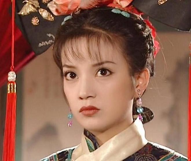 拔出萝卜带出泥，49岁赵薇近况被曝，原来圈内封杀只是冰山一角（组图） - 3