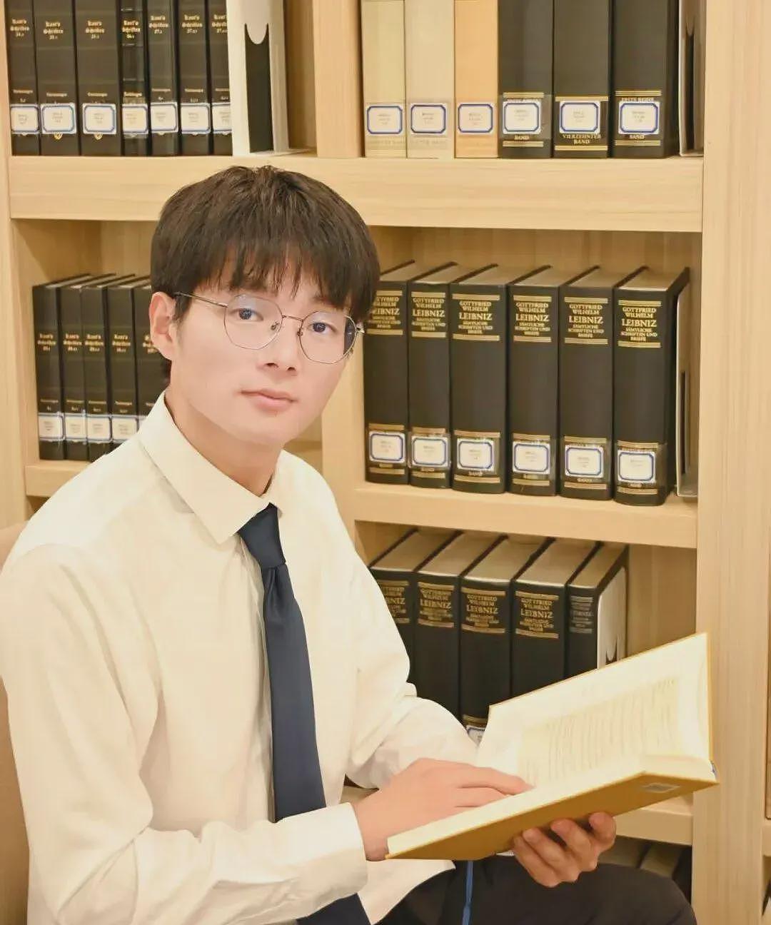 26岁青年学者受聘浙大博导，校方：父母务农，本人博士论文外审全优（图） - 1