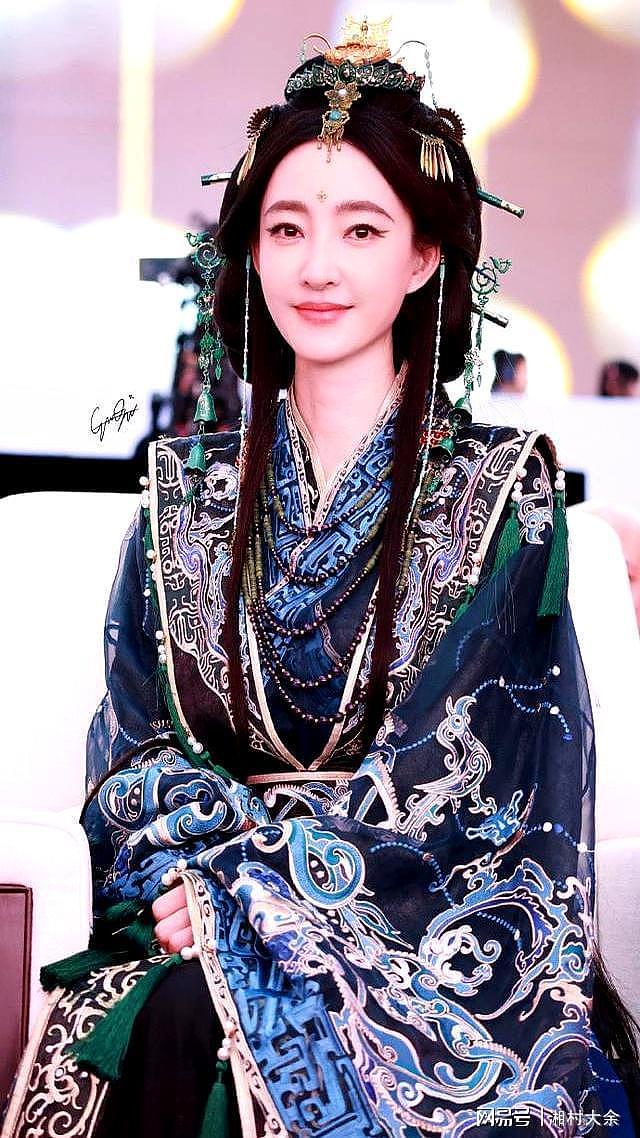 国风盛典：40岁王丽坤秒了29岁张雅欣！不要怀疑能演早期女主的脸（组图） - 3