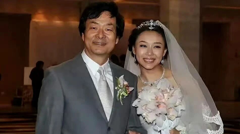 濮存昕捧外孙女遭骂?11岁星三代的颜值争议,藏着内娱观众的愤怒(组图) - 13